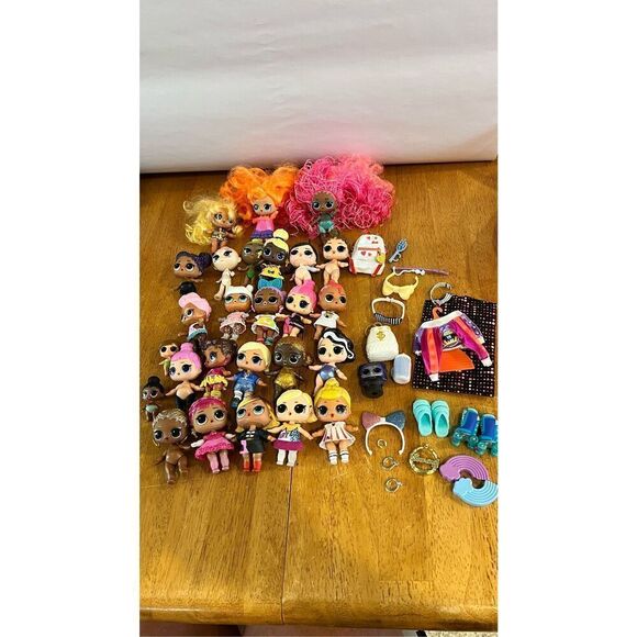 LOL Surprise Doll Lot 27 Doll's plus Accessories - Picture 1 of 6